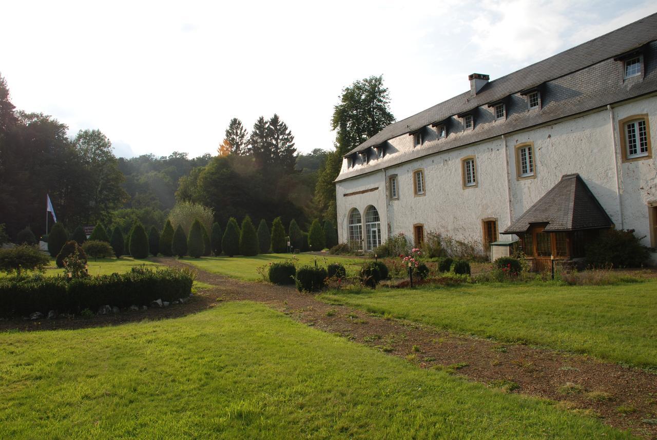 Hostellerie Le Prieure De Conques Herbeumont Dış mekan fotoğraf